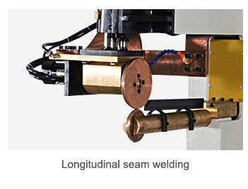 حاوية خيط أوتوماتيكية مع وضع عمل تلقائي للتبريد بالماء و 5-20 ملم عرض لحام آلة لحام خيط