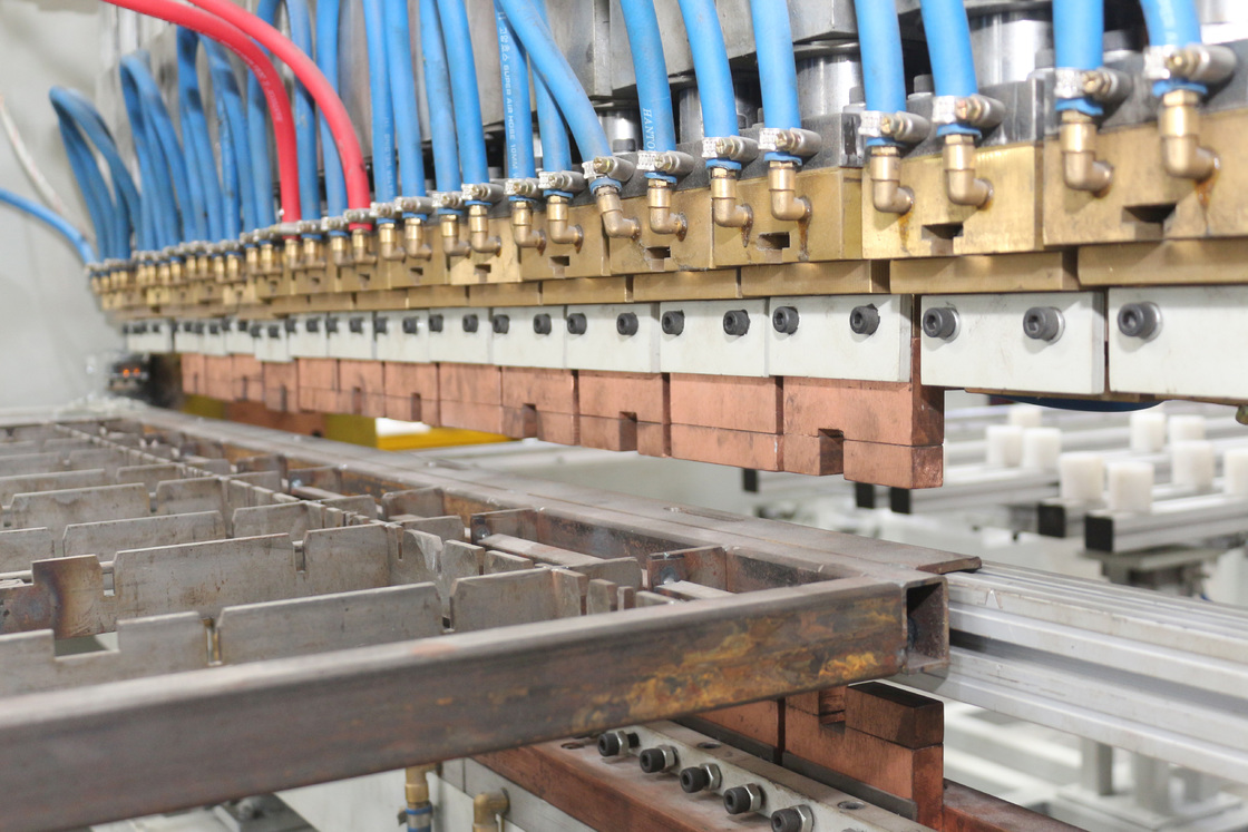 Adaptive Welding Technology Hwashi Automatic Multiple Head Wire Mesh Spot Welding Machine for Shopping Cart Production