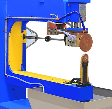 الآلي CNC الفولاذ المقاوم للصدأ مطبخ غسالة صانع وعاء آلة لحام خيط مع نوع مضخة المحرك
