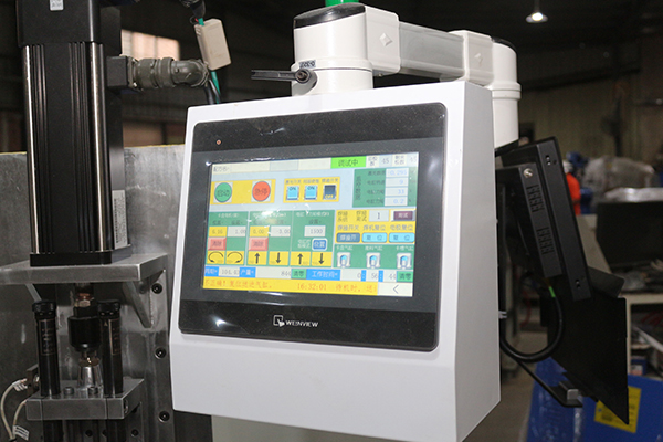 نظام التحكم الكهربائي آلة لحام الشبكة السلكية مع نظام التبريد ونظام التحكم في تشغيل PLC 1